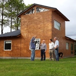 Casa_con_ladrillos_de_madera