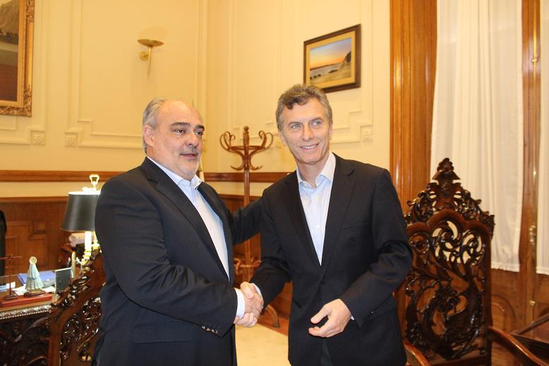 Colombi_-_macri_2