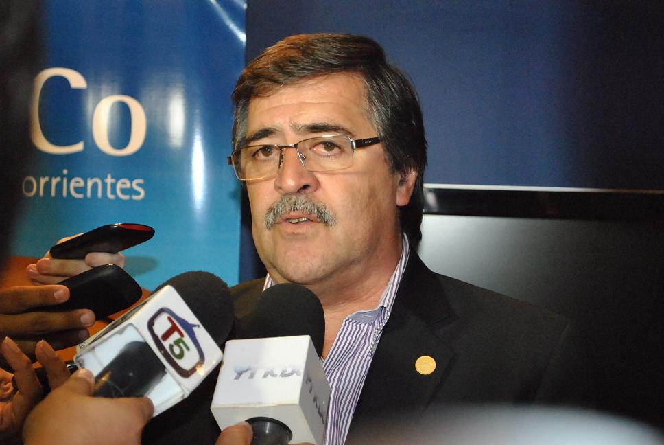 Aguinaldo_y_plus_2