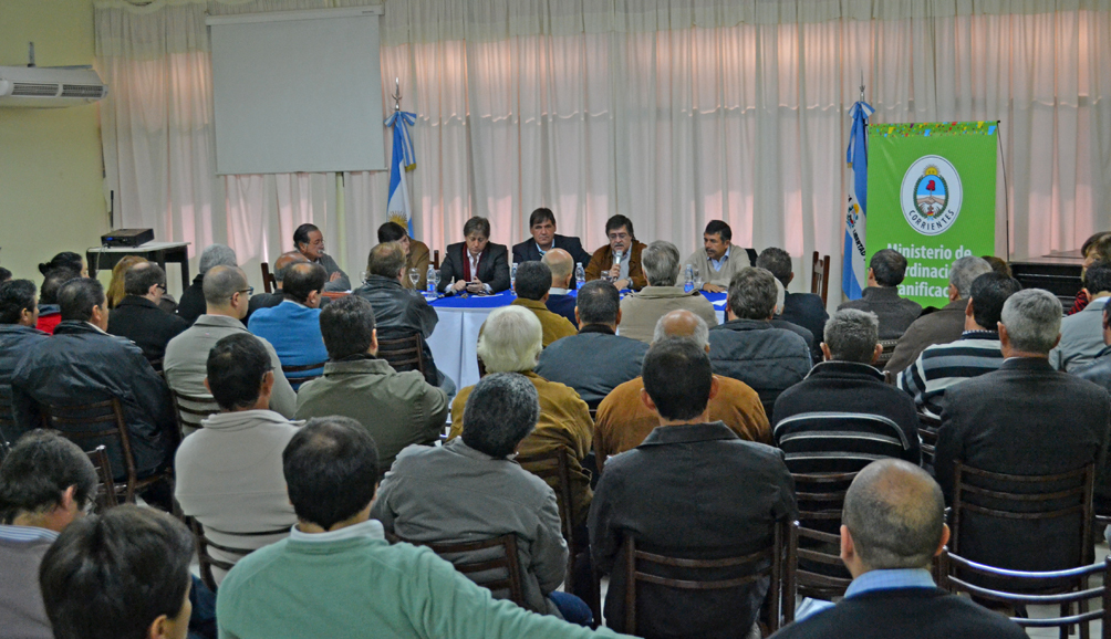 Reuni%c3%93n_con_intendentes_de_la_costa_del_uruguay_2